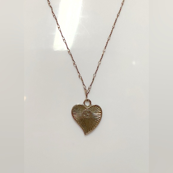GUCCI Heart Motif Interlocking G Silver 925 Pendant Necklace - Picture 4 of 8